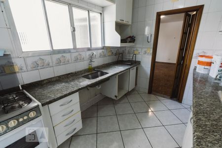 Apartamento à venda com 105m², 2 quartos e sem vagaCozinha