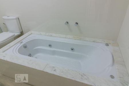 Apartamento para alugar com 165m², 3 quartos e 1 vagaBanheiro 1