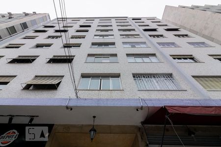 Apartamento para alugar com 165m², 3 quartos e 1 vagaFachada