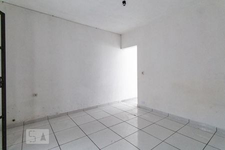 Casa para alugar com 55m², 1 quarto e sem vagaSala/Quarto