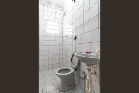 Casa para alugar com 55m², 1 quarto e sem vagaBanheiro