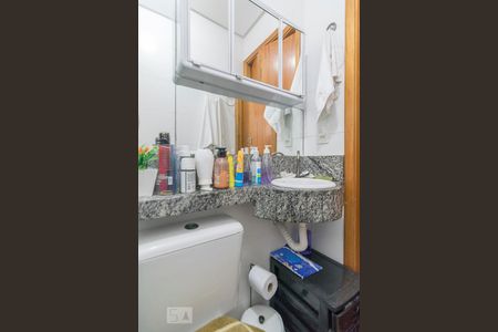 Banheiro da Suíte de apartamento para alugar com 2 quartos, 90m² em Jardim Bela Vista, Santo André
