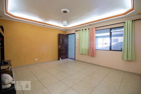 Casa à venda com 273m², 4 quartos e 2 vagasSala