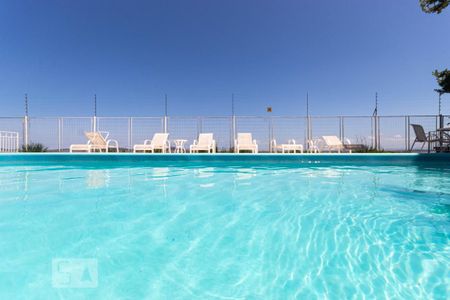 Casa de condomínio à venda com 191m², 3 quartos e 2 vagasÁrea comum - Piscina