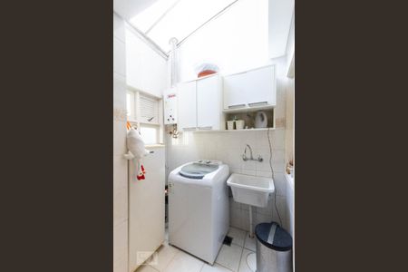 Casa de condomínio à venda com 191m², 3 quartos e 2 vagasCozinha e Área de Serviço