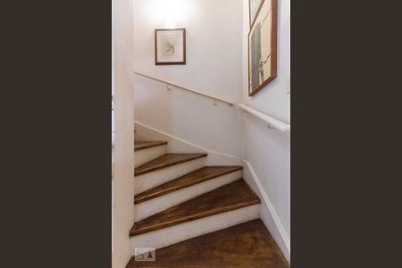 Casa de condomínio à venda com 191m², 3 quartos e 2 vagasCirculação