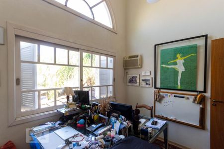 Casa de condomínio à venda com 191m², 3 quartos e 2 vagasQuarto 2