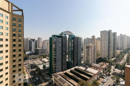 Vista de kitnet/studio para alugar com 1 quarto, 47m² em Indianópolis, São Paulo