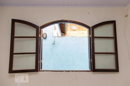 Quarto 1 de casa à venda com 1 quarto, 32m² em Conjunto Habitacional A E Carvalho, São Paulo