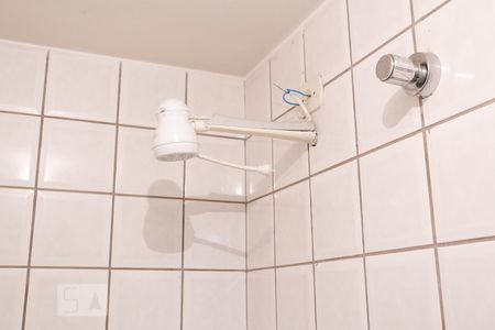 Banheiro de apartamento para alugar com 1 quarto, 35m² em Água Branca, São Paulo