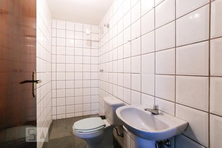 Banheiro de apartamento para alugar com 1 quarto, 44m² em Lapa, São Paulo