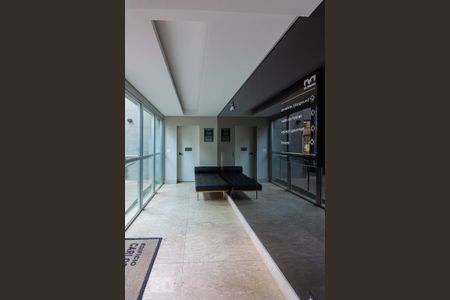 Hall de Entrada Edifício de apartamento para alugar com 2 quartos, 65m² em Cruzeiro, Belo Horizonte