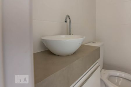Lavabo de apartamento para alugar com 2 quartos, 65m² em Cruzeiro, Belo Horizonte