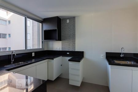 Cozinha de apartamento para alugar com 2 quartos, 65m² em Cruzeiro, Belo Horizonte
