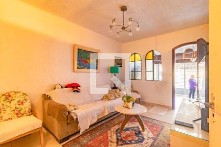 Casa para alugar com 3 quartos, 300m² em Jardim Brasil (zona Sul), São Paulo