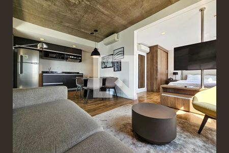 Sala/Cozinha de apartamento para alugar com 1 quarto, 62m² em Cidade Monções, São Paulo