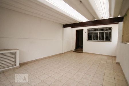Casa à venda com 131m², 3 quartos e 2 vagasGaragem