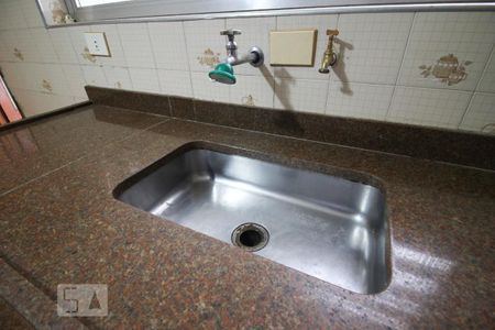 Casa à venda com 131m², 3 quartos e 2 vagasCozinha