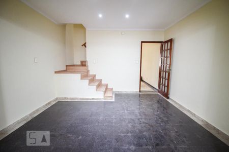 Casa à venda com 131m², 3 quartos e 2 vagasCopa