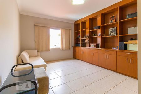 Casa de condomínio à venda com 300m², 4 quartos e 3 vagasQuarto da suíte 4