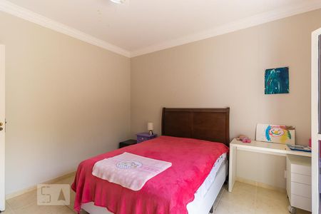 Casa de condomínio à venda com 300m², 4 quartos e 3 vagasQuarto da suíte 2