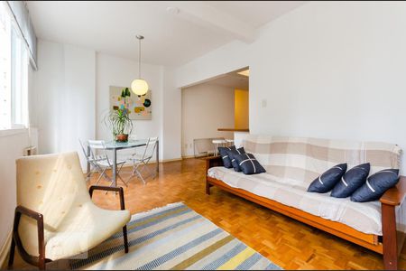 Sala de apartamento para alugar com 2 quartos, 81m² em Gonzaga, Santos