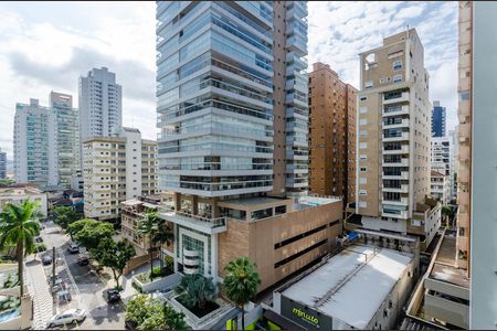 Vista de apartamento para alugar com 2 quartos, 81m² em Gonzaga, Santos