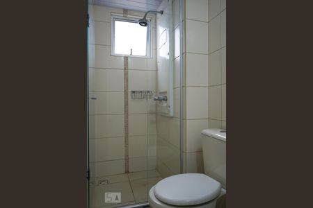 Banheiro da Suíte de apartamento para alugar com 3 quartos, 70m² em Vila Izabel, Curitiba