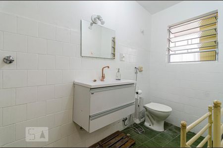 Apartamento para alugar com 55m², 2 quartos e sem vagaBanheiro