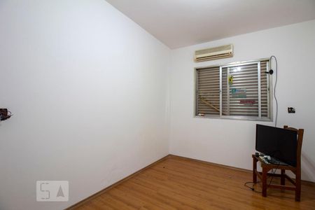 Casa à venda com 250m², 3 quartos e 2 vagasQuarto 1