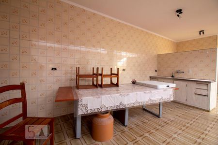 Casa à venda com 250m², 3 quartos e 2 vagasEspaço Gourmet