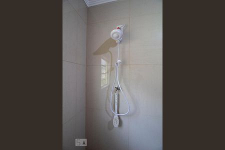 Casa à venda com 250m², 3 quartos e 2 vagasBanheiro