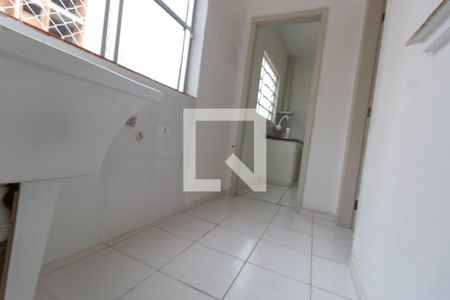 Apartamento para alugar com 120m², 3 quartos e sem vaga Apartamento para alugar com 120m², 3 quartos e sem vagaÁrea de Serviço
