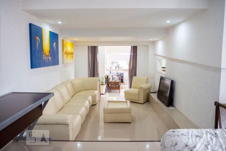 Casa à venda com 450m², 4 quartos e 3 vagasQuarto 1