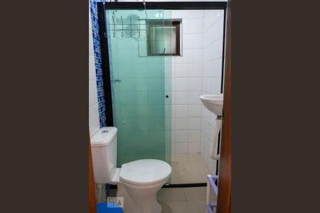 Casa à venda com 450m², 4 quartos e 3 vagasBanheiro 1