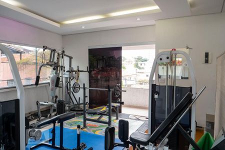 Casa à venda com 450m², 4 quartos e 3 vagasAcademia