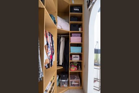 Casa à venda com 450m², 4 quartos e 3 vagasCloset da Suíte master
