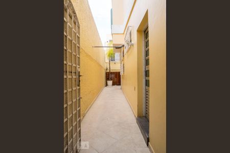 Casa à venda com 450m², 4 quartos e 3 vagasCorredor Externo