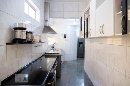 Casa à venda com 450m², 4 quartos e 3 vagasCozinha