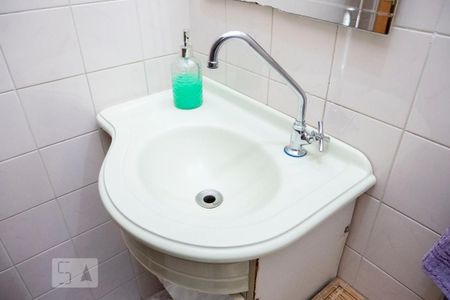 Casa à venda com 450m², 4 quartos e 3 vagasLavabo