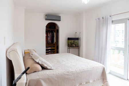 Casa à venda com 450m², 4 quartos e 3 vagasSuíte master