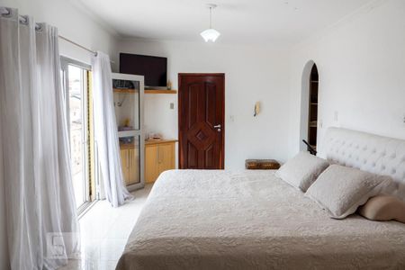 Casa à venda com 450m², 4 quartos e 3 vagasSuíte master