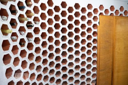 Adega de casa à venda com 4 quartos, 450m² em Jardim da Glória, São Paulo