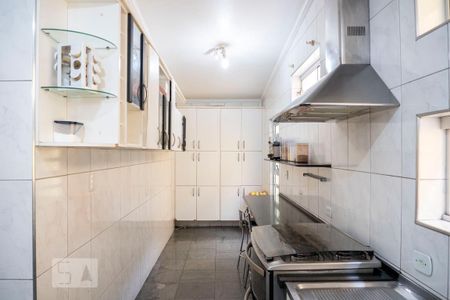 Casa à venda com 450m², 4 quartos e 3 vagasCozinha