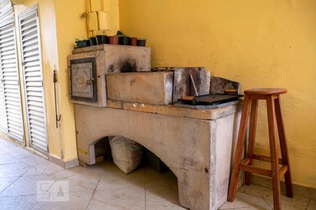 Casa à venda com 450m², 4 quartos e 3 vagasFogão a lenha