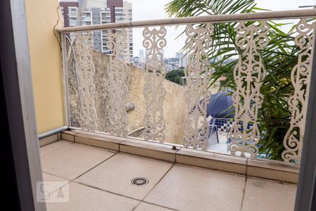 Casa à venda com 450m², 4 quartos e 3 vagasVaranda da Suíte 2