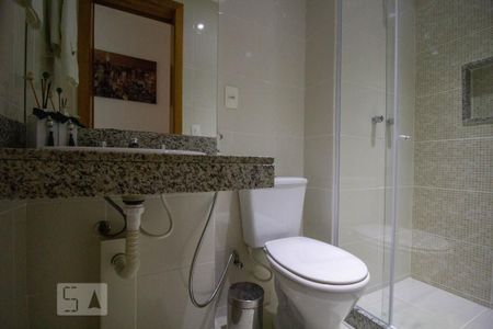 Apartamento para alugar com 105m², 2 quartos e 1 vaga Apartamento para alugar com 105m², 2 quartos e 1 vagaBanheiro Social