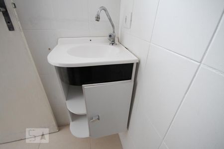 Casa para alugar com 24m², 1 quarto e sem vagaBanheiro