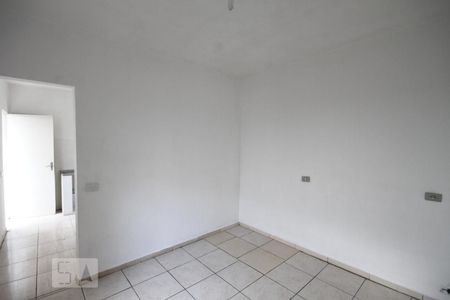 Casa para alugar com 24m², 1 quarto e sem vagaQuarto