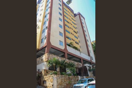 Apartamento para alugar com 98m², 3 quartos e 1 vagaFachada